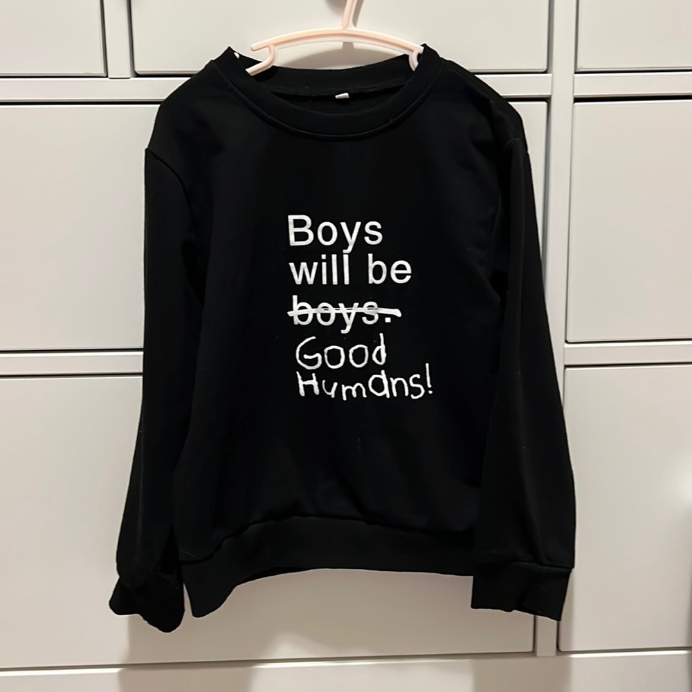 Soft thin sweatshirt